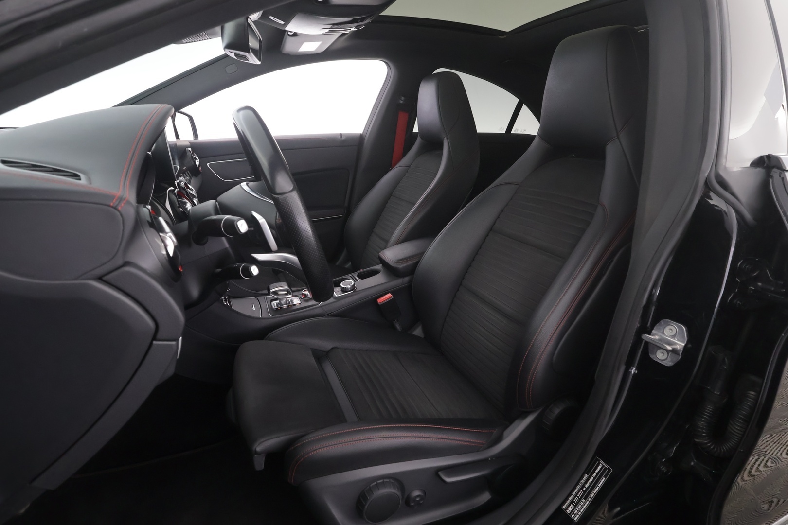 MERCEDES-BENZ CLA 45 AMG 2018
