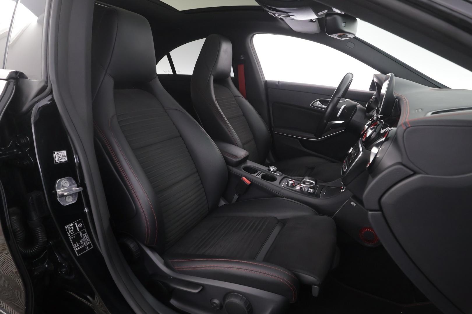 MERCEDES-BENZ CLA 45 AMG 2018