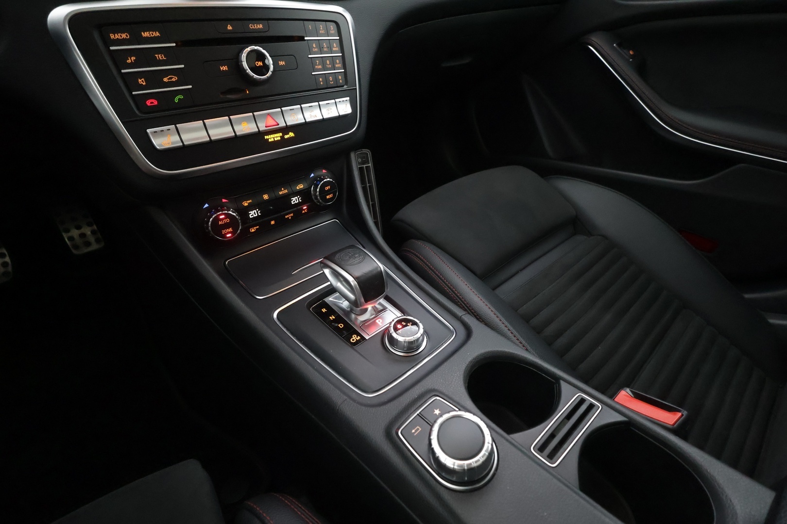MERCEDES-BENZ CLA 45 AMG 2018
