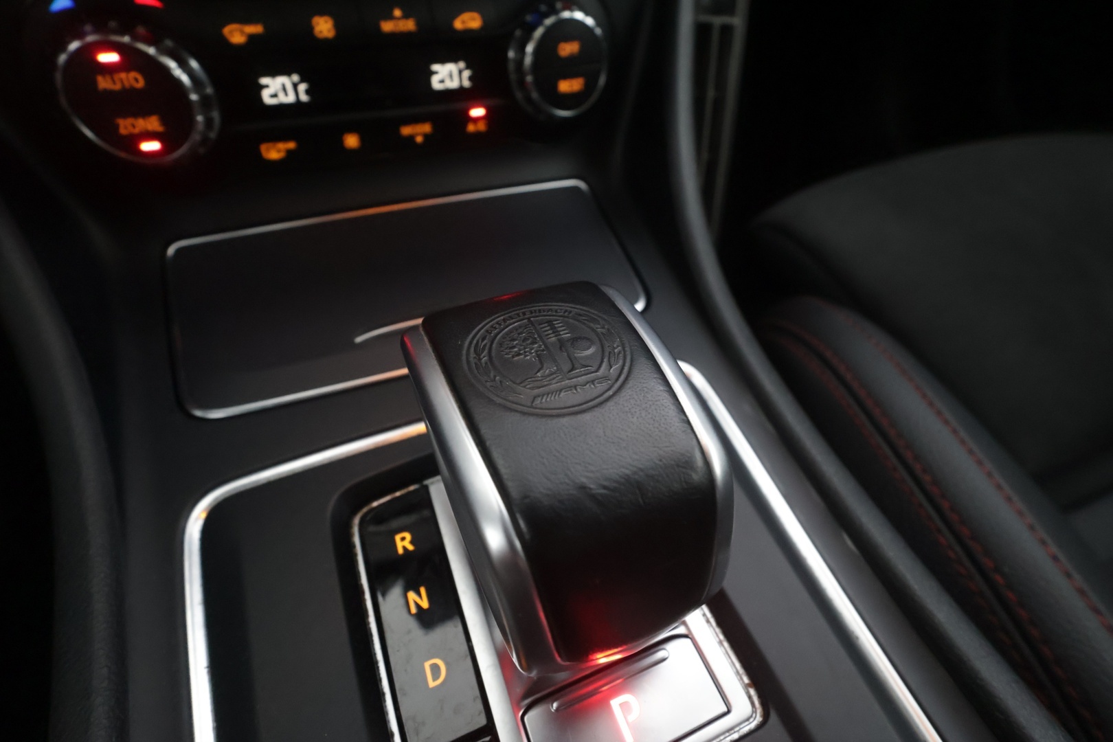MERCEDES-BENZ CLA 45 AMG 2018