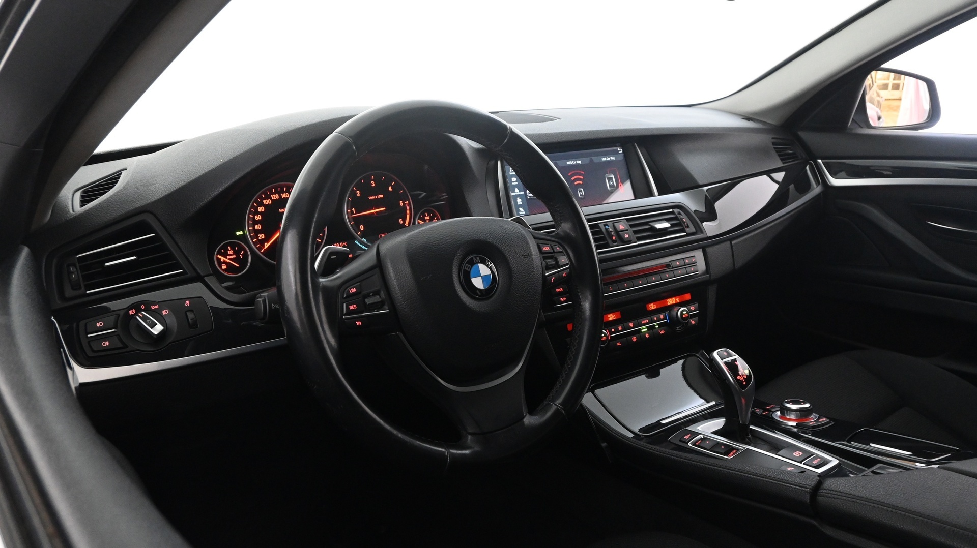 BMW 520 2012