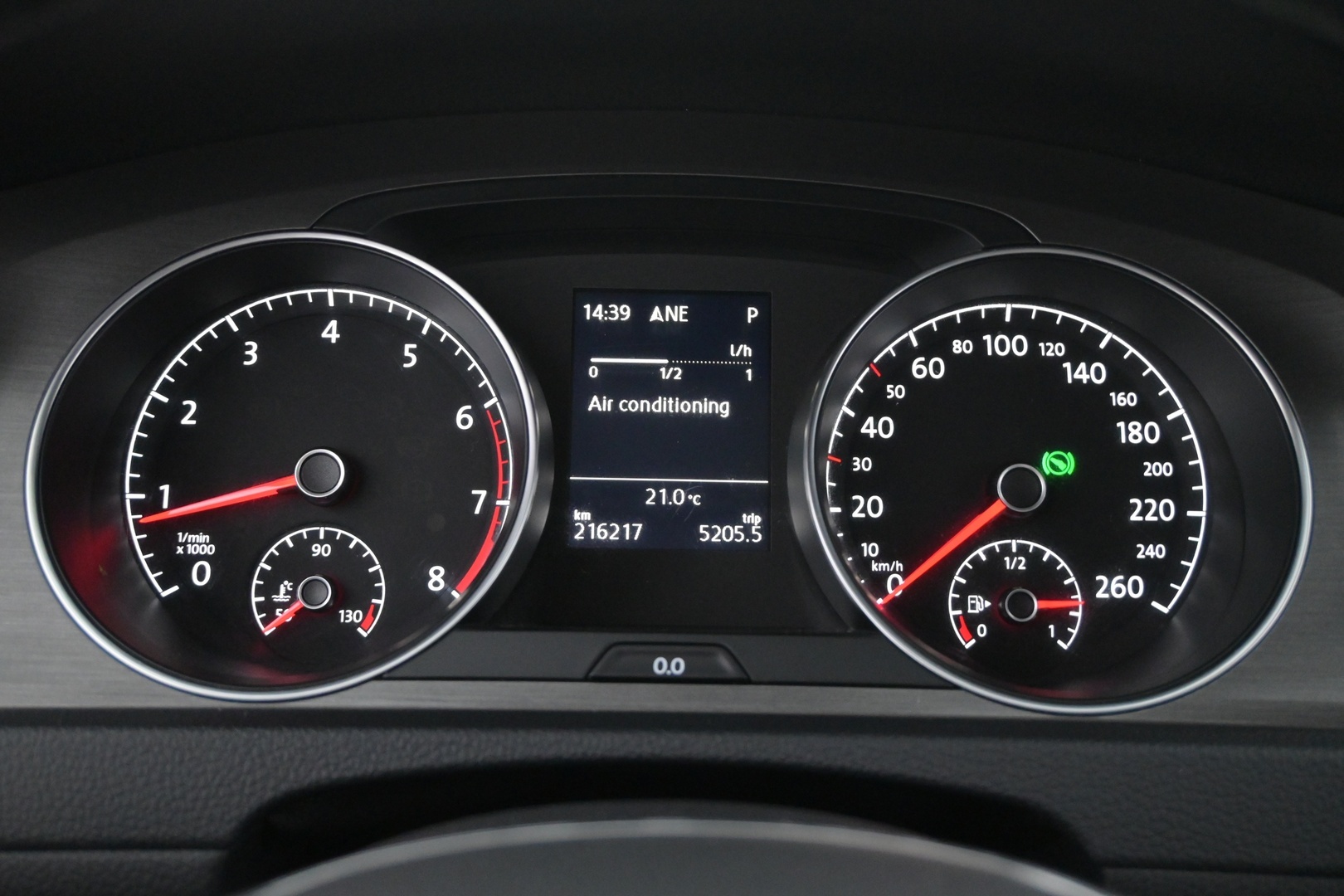VOLKSWAGEN Golf 2013