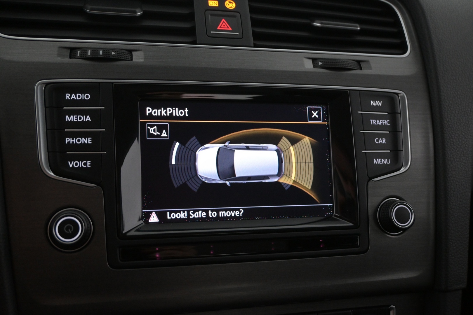 VOLKSWAGEN Golf 2013