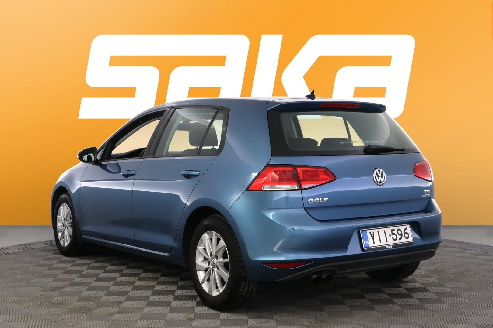 VOLKSWAGEN Golf 2013