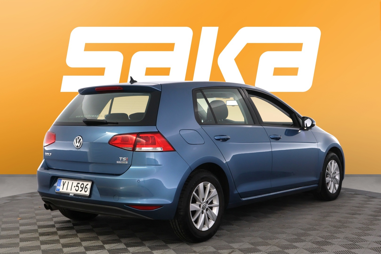 VOLKSWAGEN Golf 2013