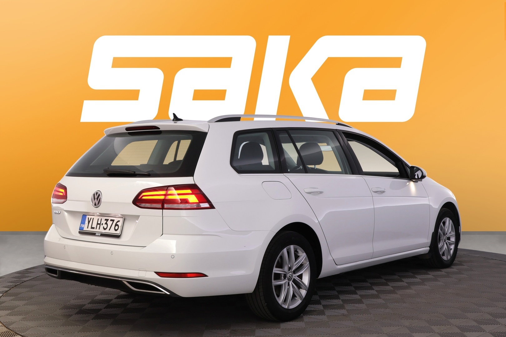 VOLKSWAGEN Golf 2019