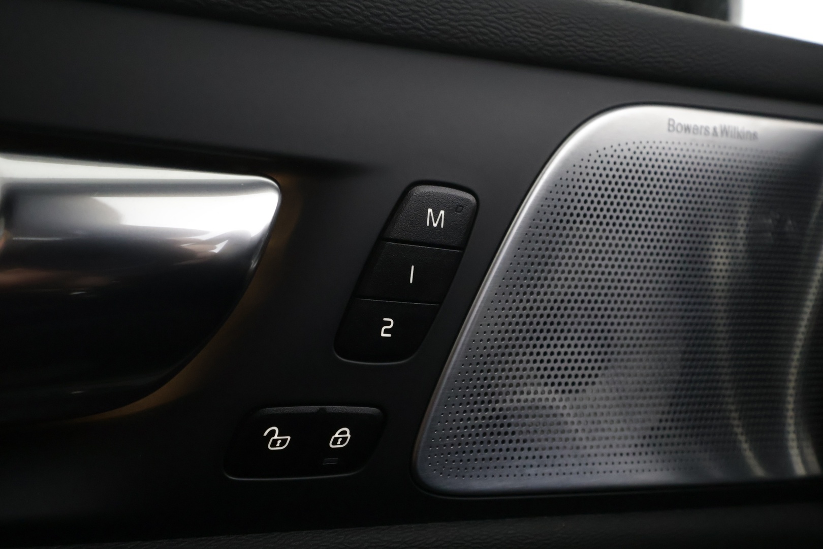 VOLVO S60 2022