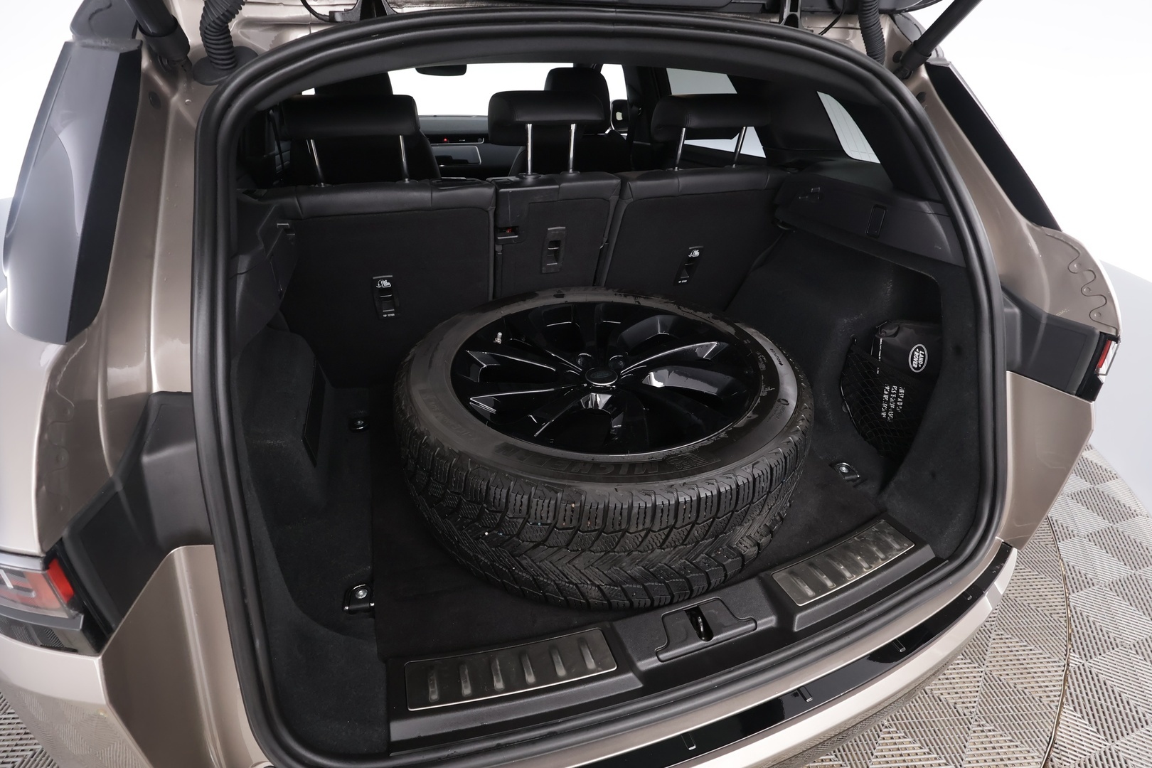 LAND ROVER Range Rover Evoque 2023