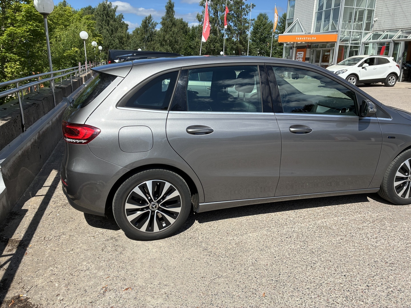 MERCEDES-BENZ B 2021