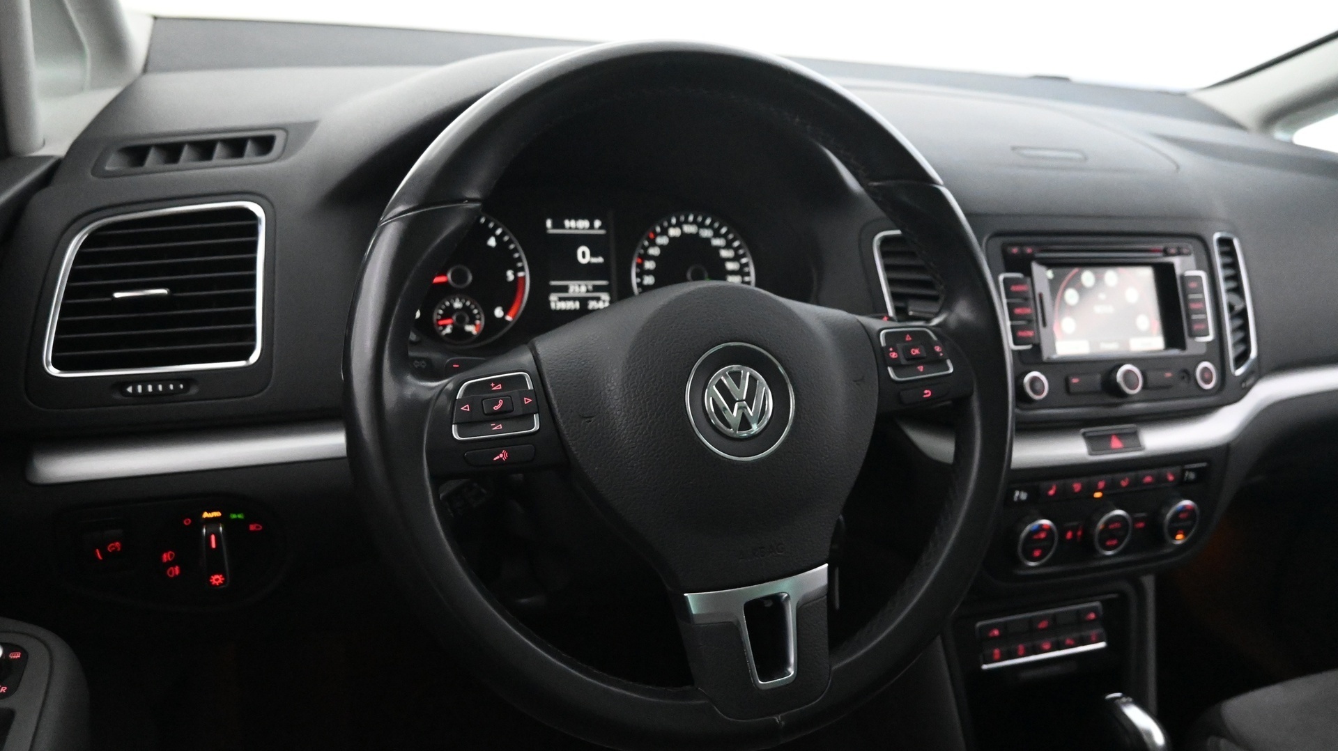 VOLKSWAGEN Sharan 2014