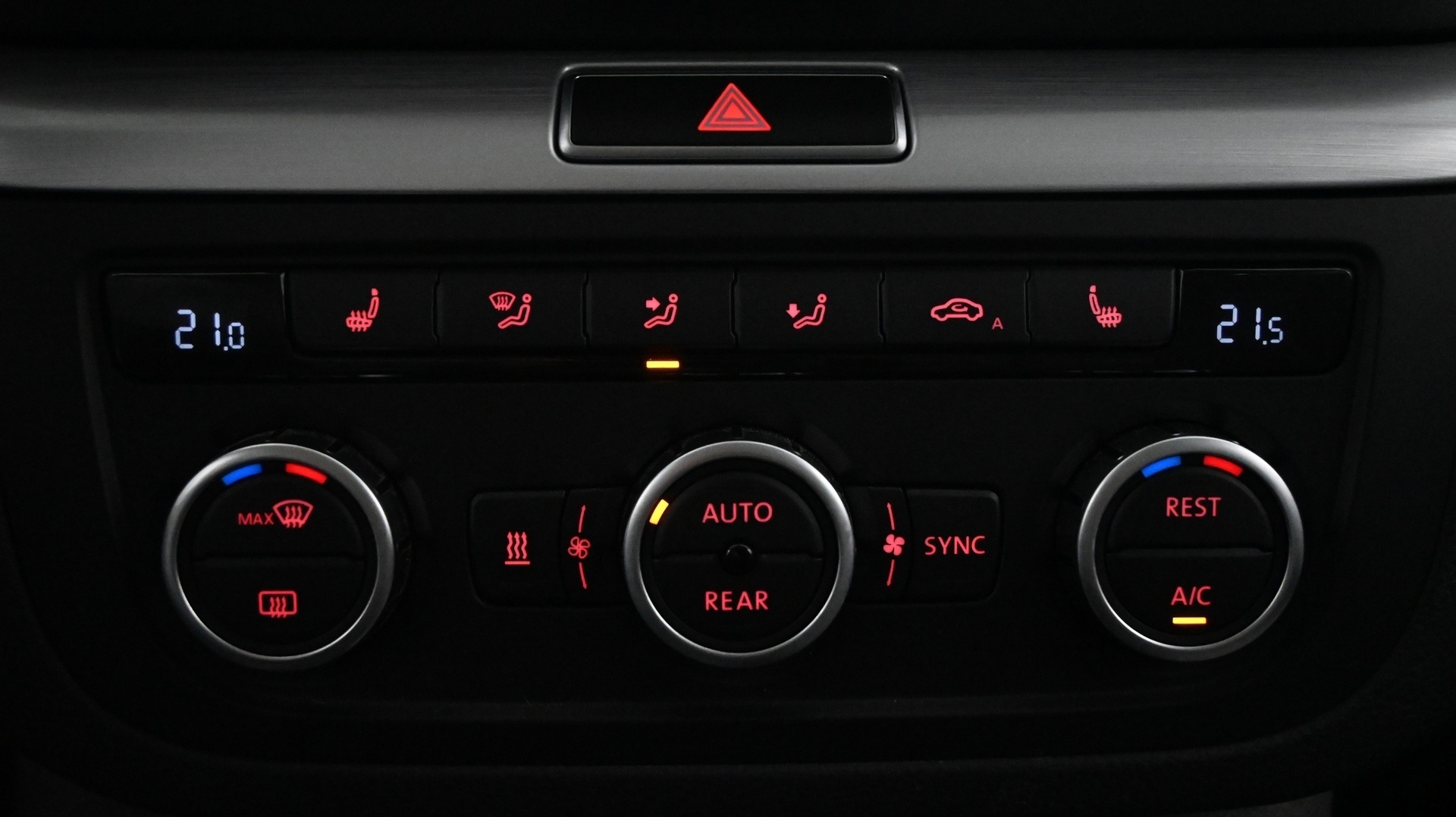 VOLKSWAGEN Sharan 2014