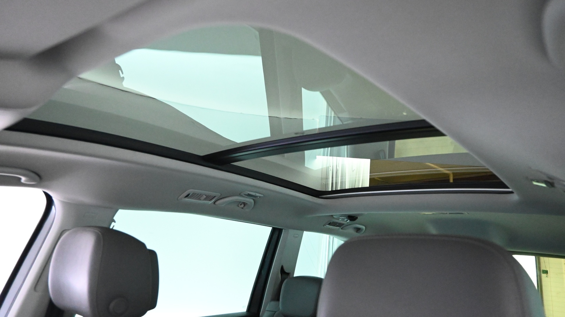 VOLKSWAGEN Sharan 2014