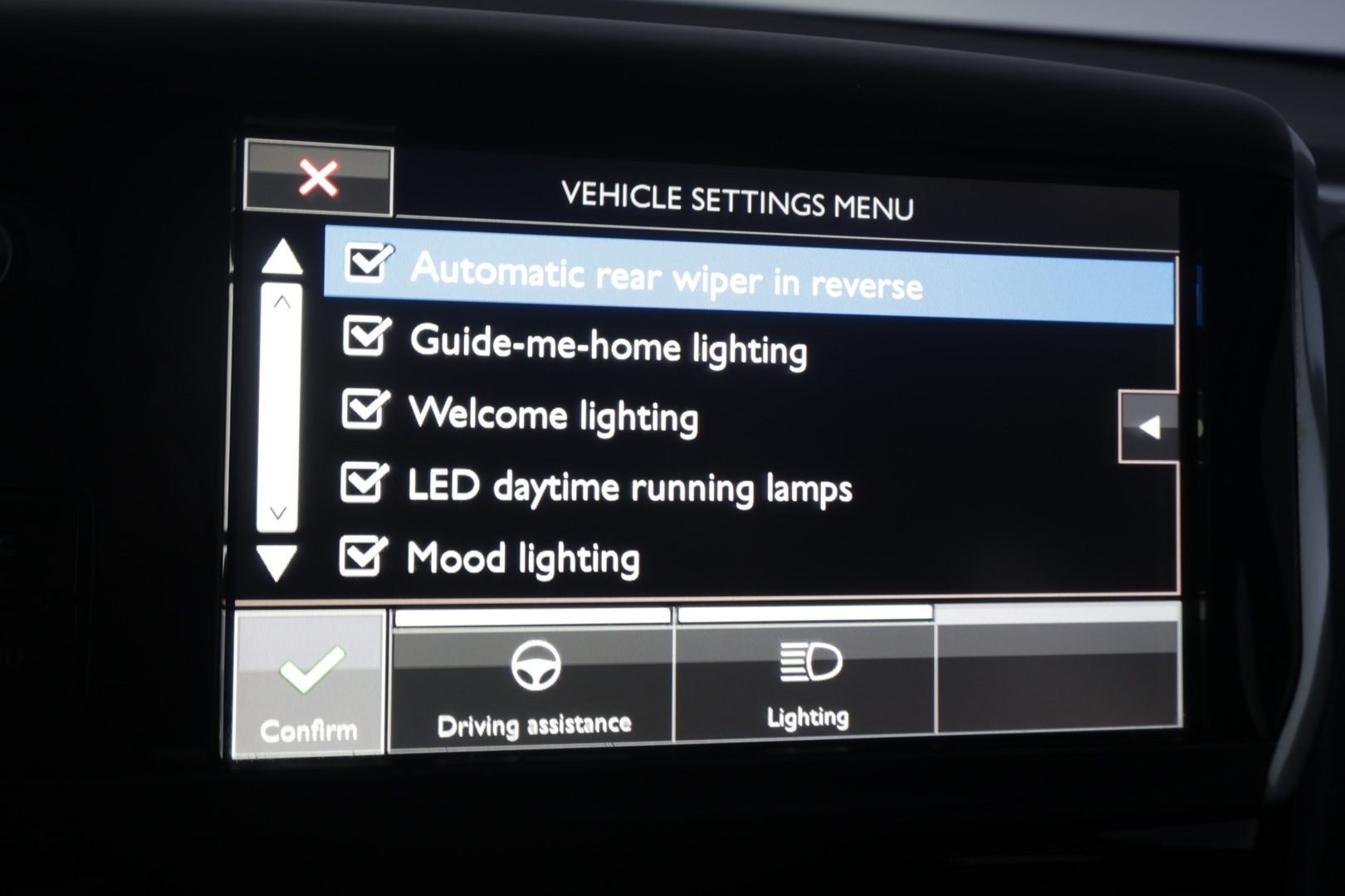 PEUGEOT 2008 2016