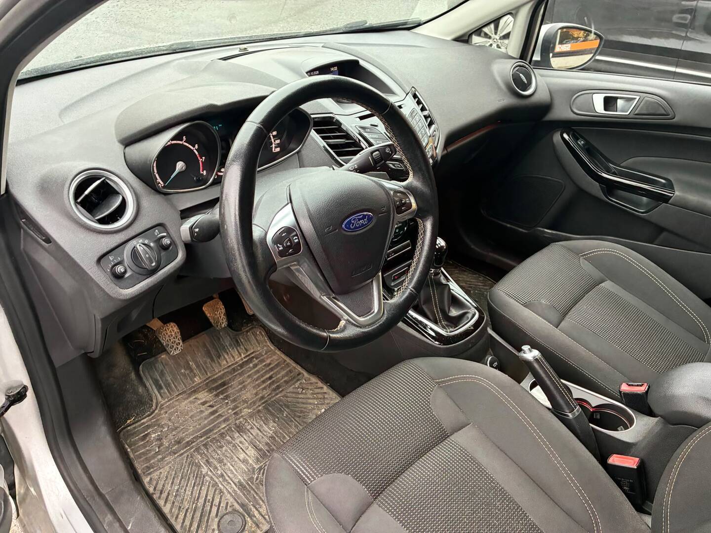 FORD Fiesta 2017