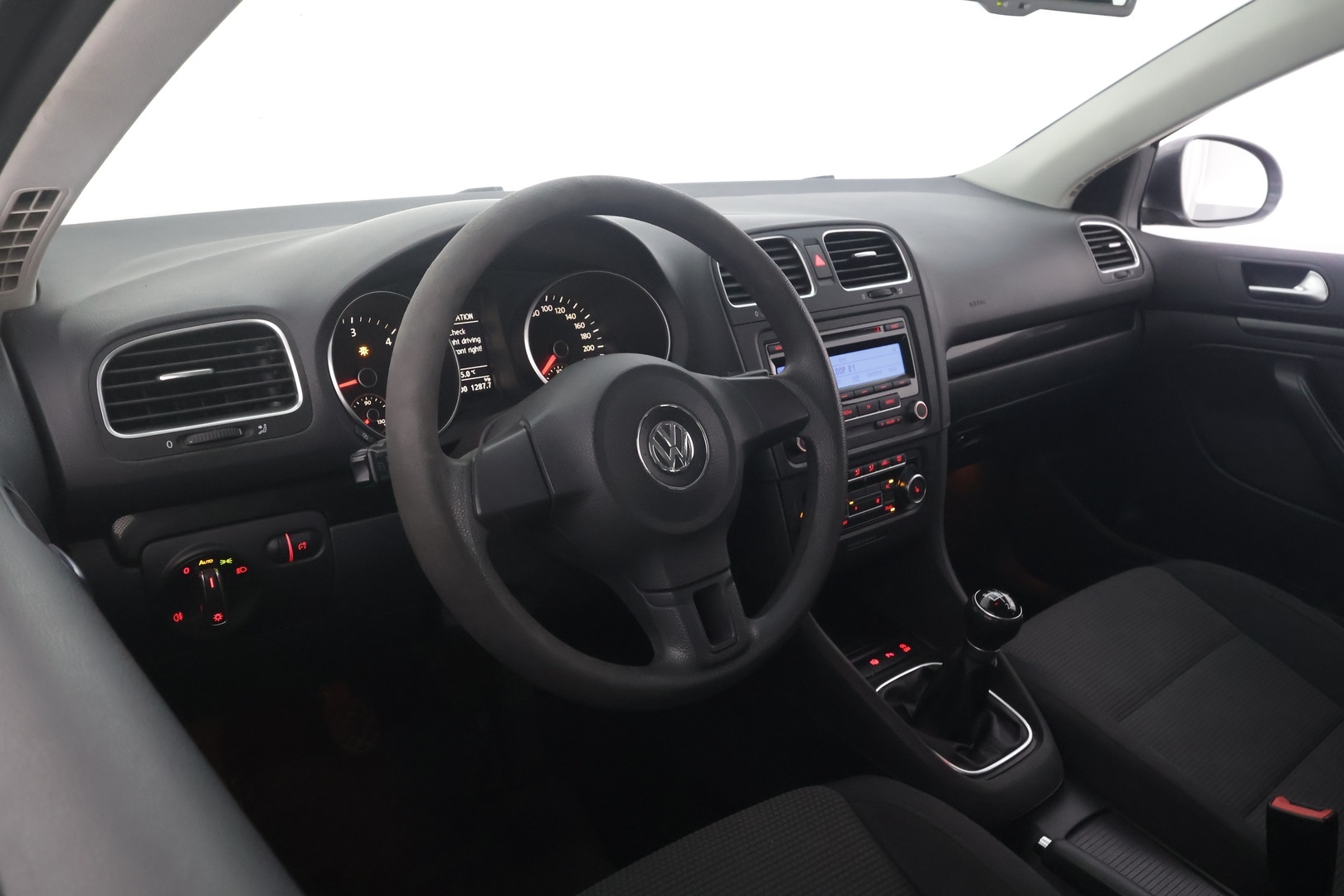 VOLKSWAGEN Golf 2010