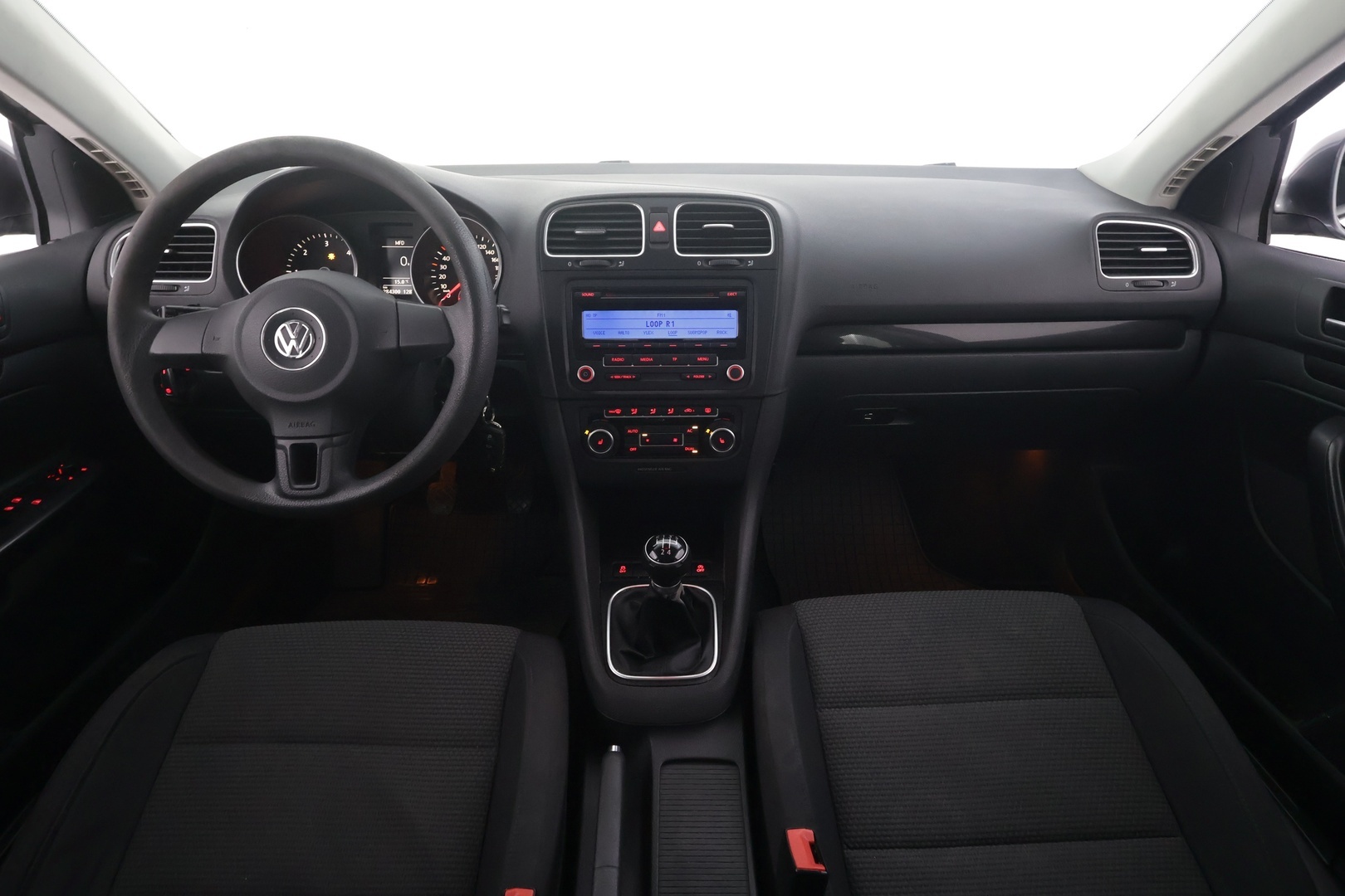 VOLKSWAGEN Golf 2010