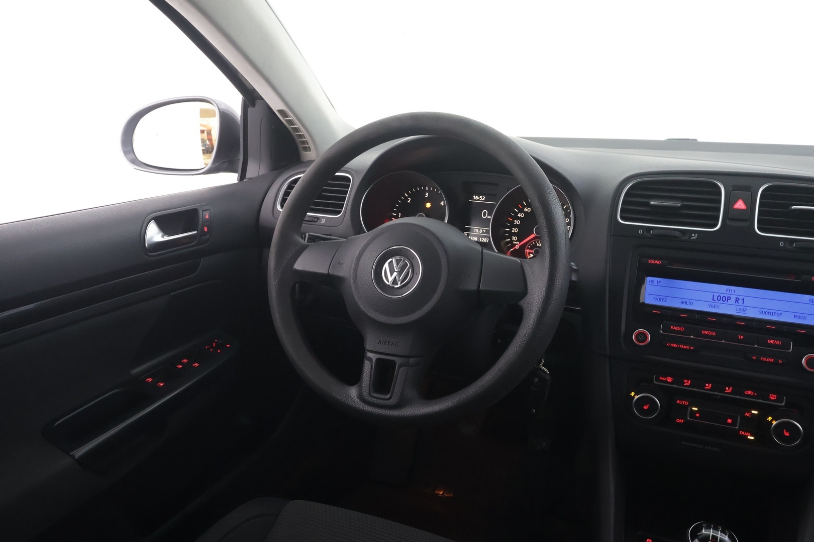 VOLKSWAGEN Golf 2010