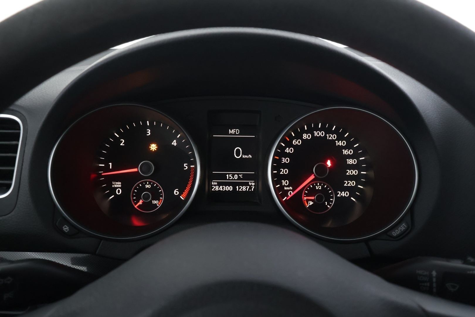 VOLKSWAGEN Golf 2010