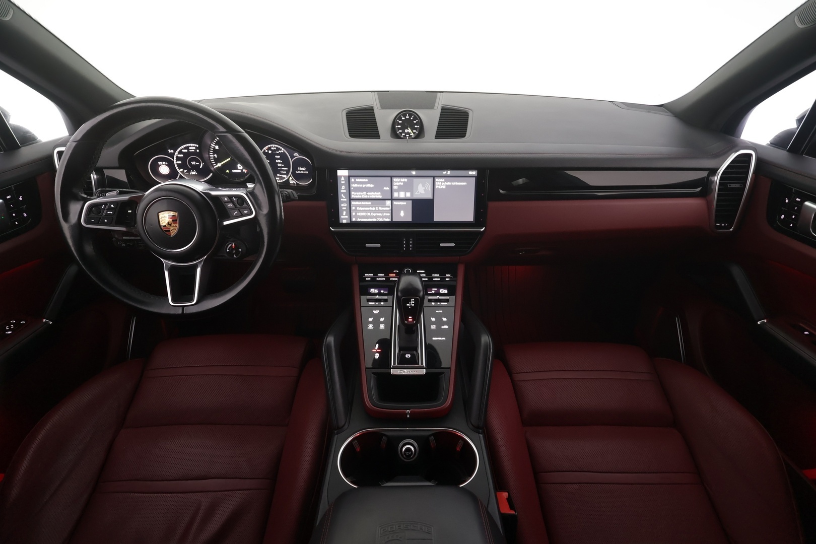 PORSCHE Cayenne 2019