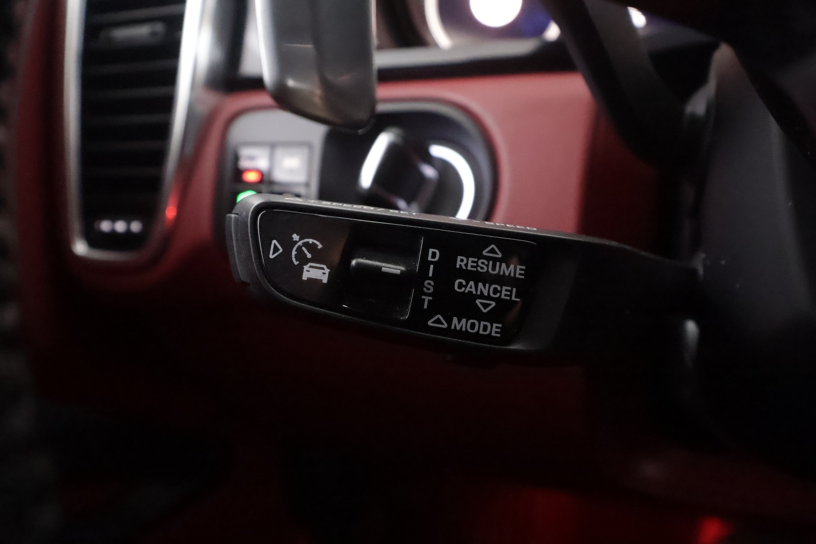 PORSCHE Cayenne 2019