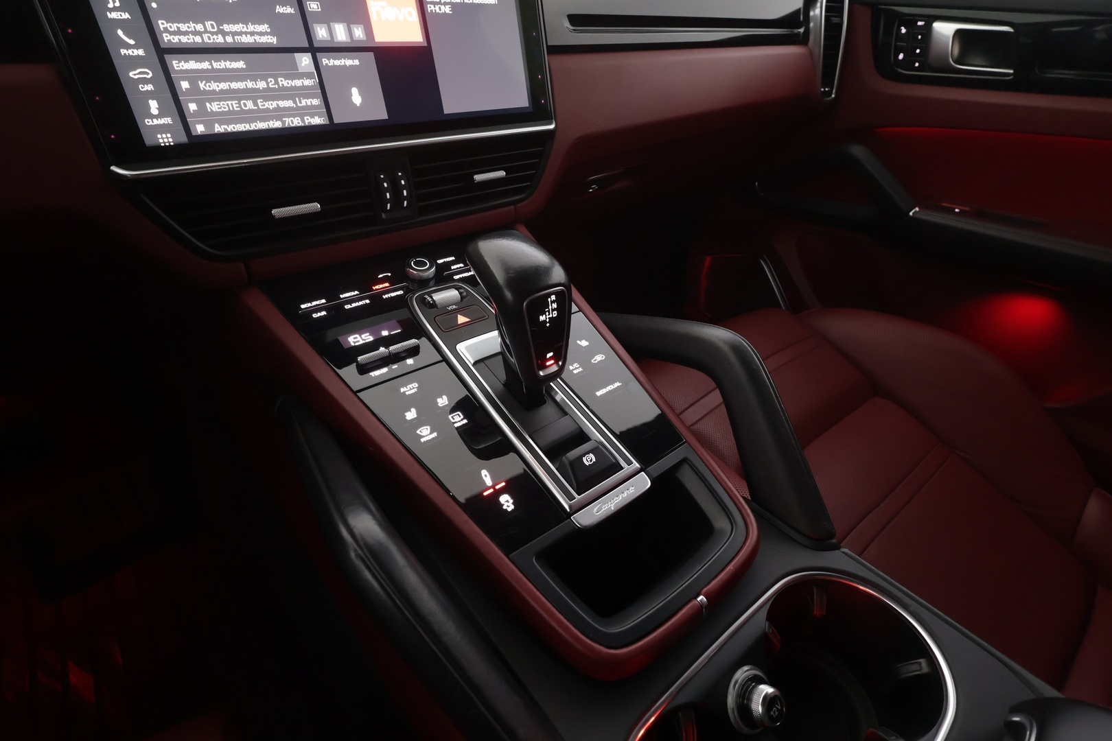 PORSCHE Cayenne 2019