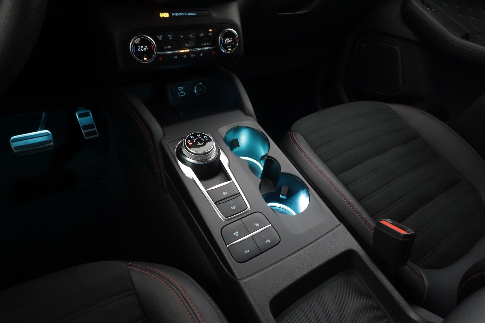 FORD Kuga 2021