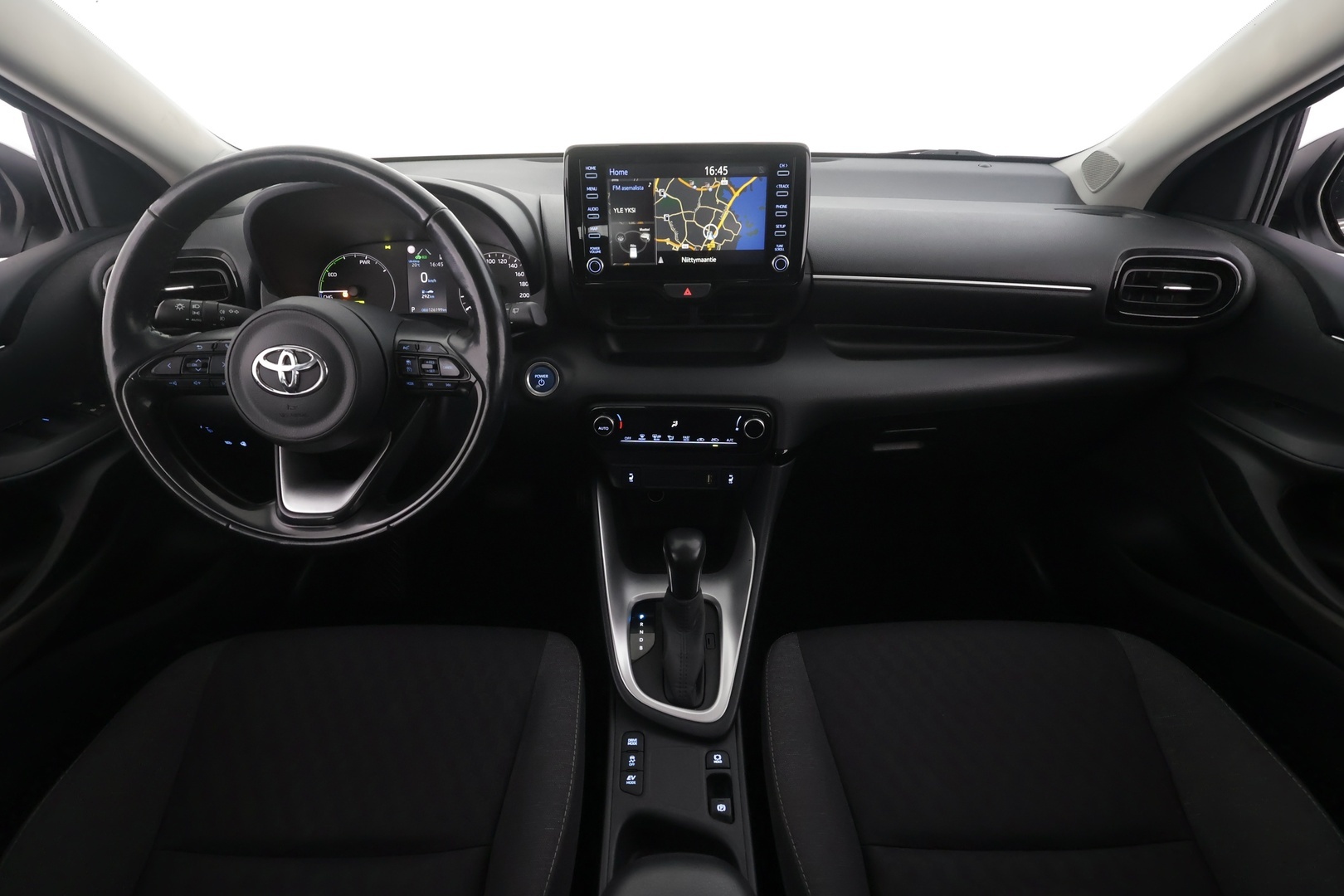 TOYOTA Yaris 2021