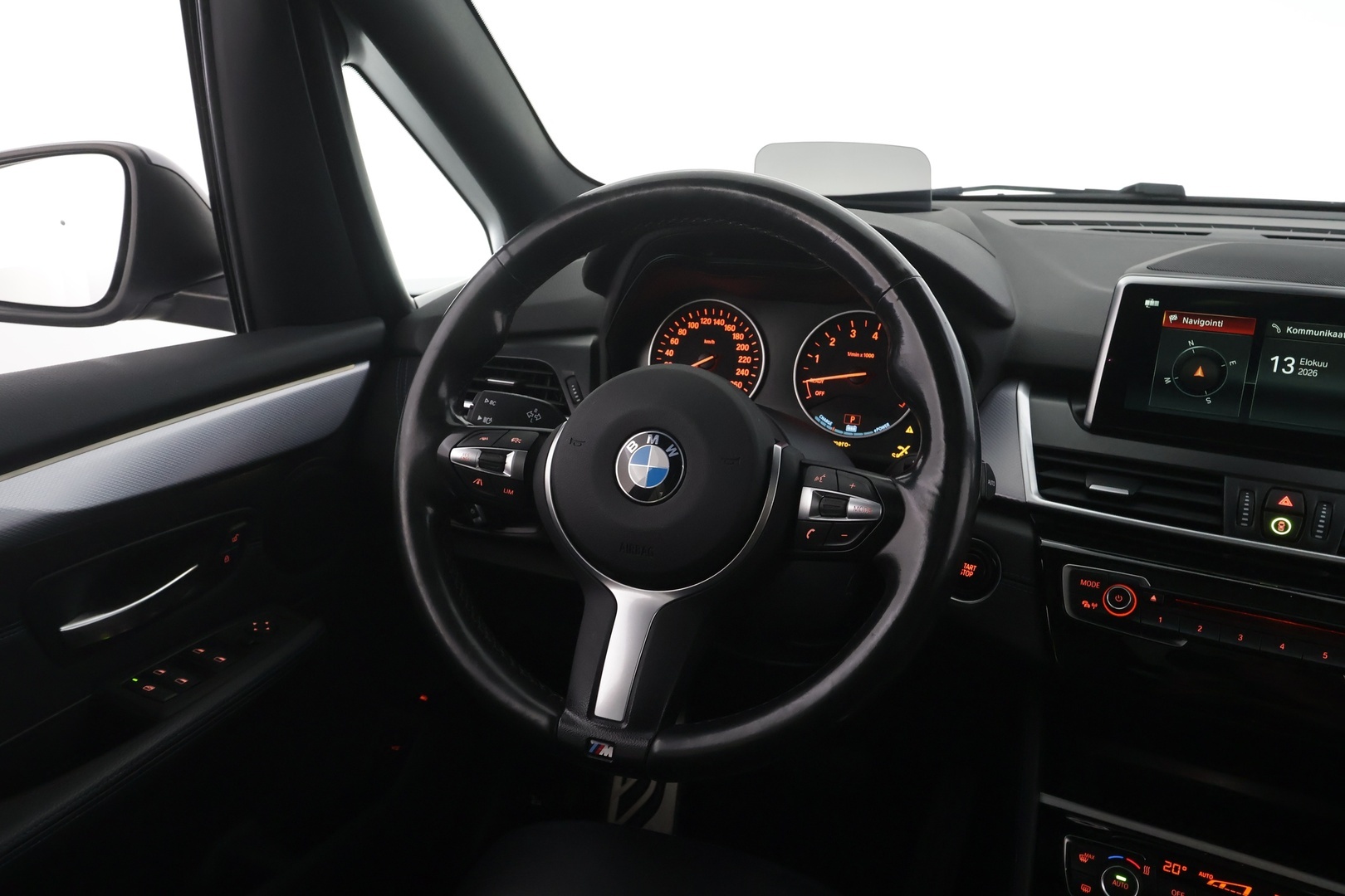 BMW 225 2018