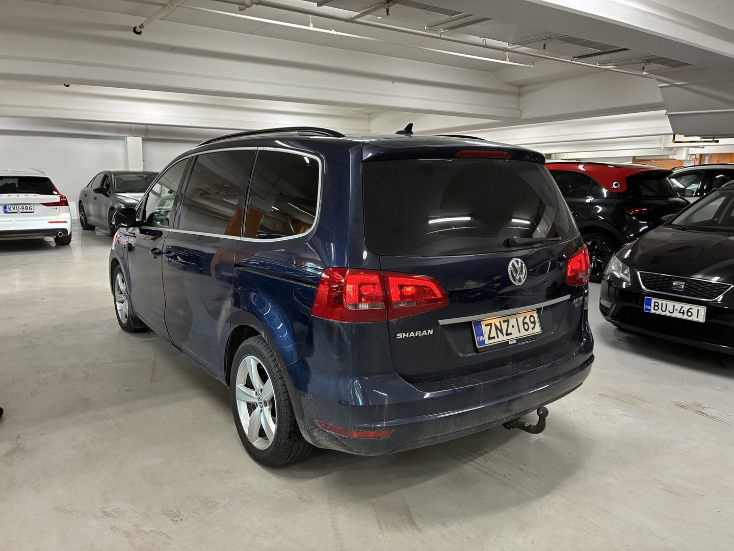 VOLKSWAGEN Sharan 2011