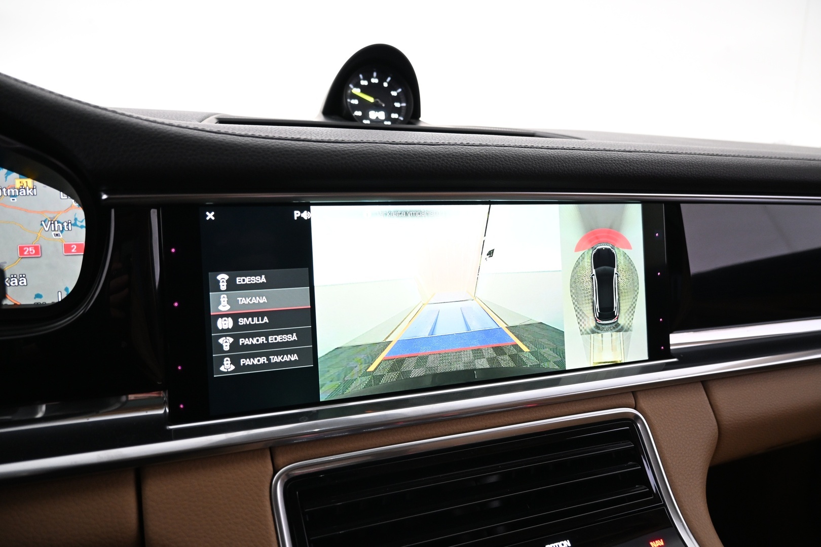 PORSCHE Panamera 2018