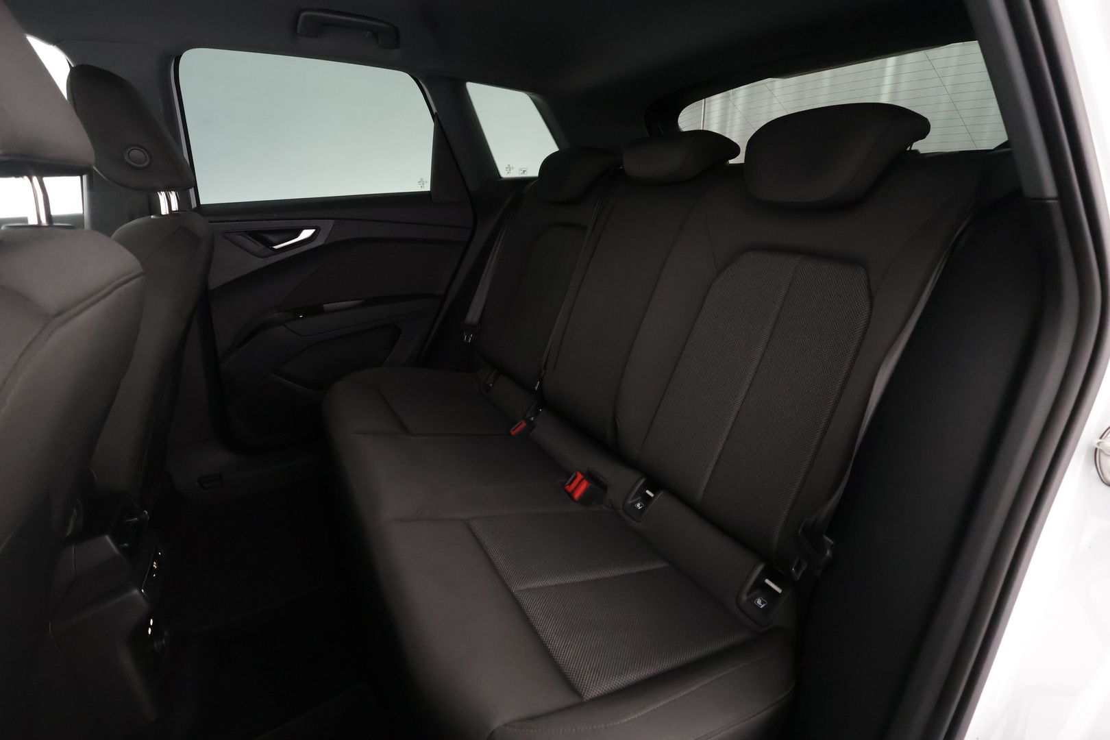 AUDI Q4 e-tron 2023