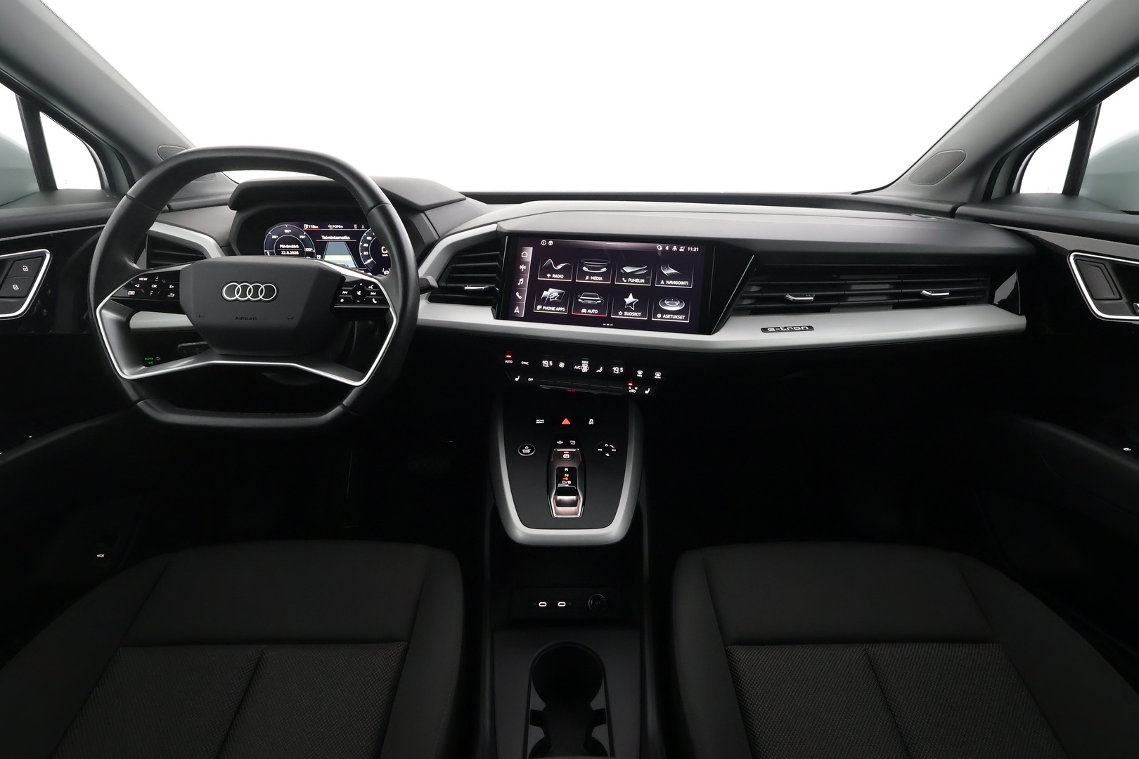 AUDI Q4 e-tron 2023