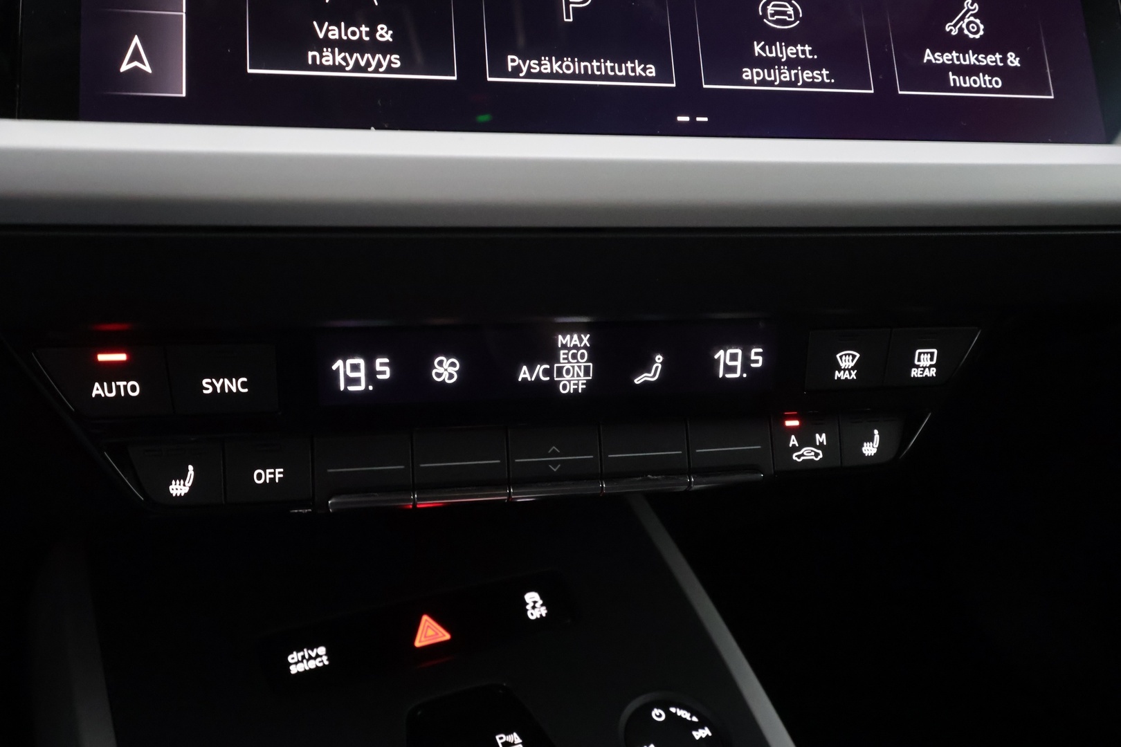 AUDI Q4 e-tron 2023