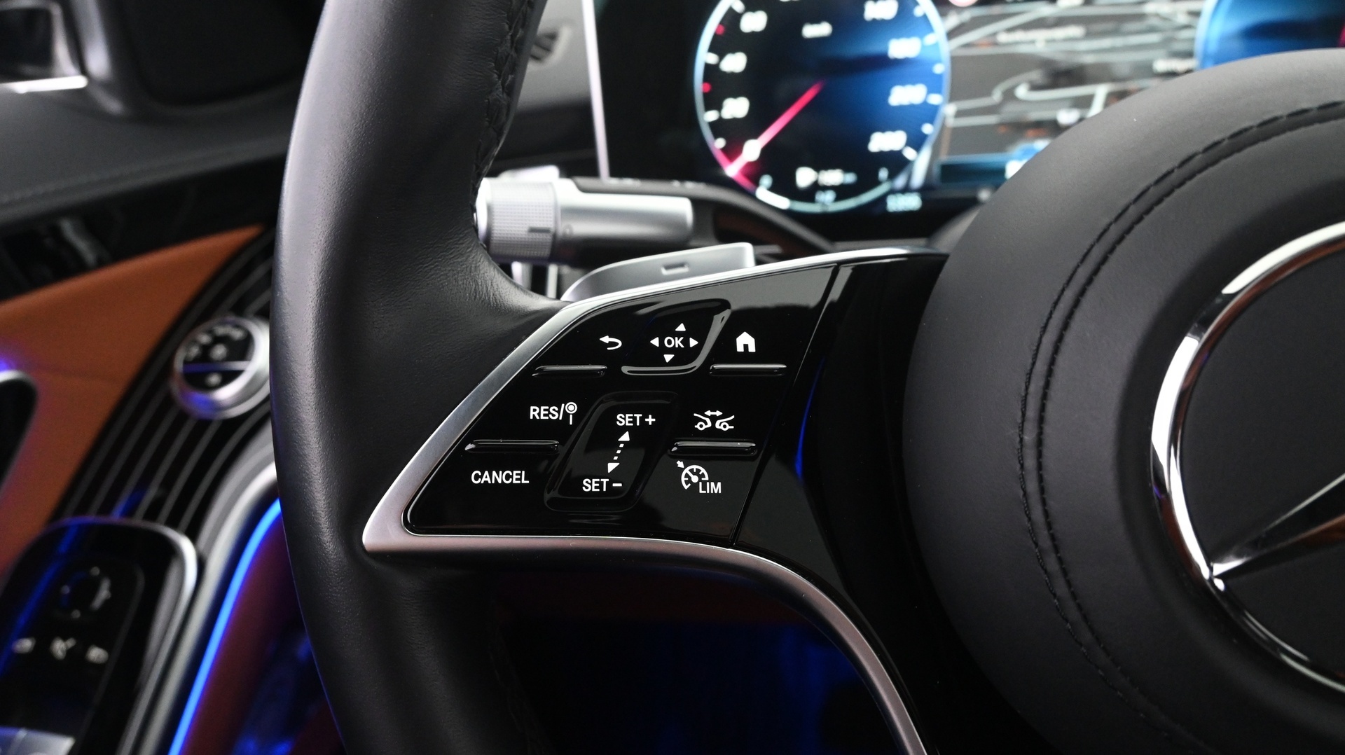 MERCEDES-BENZ S 2022