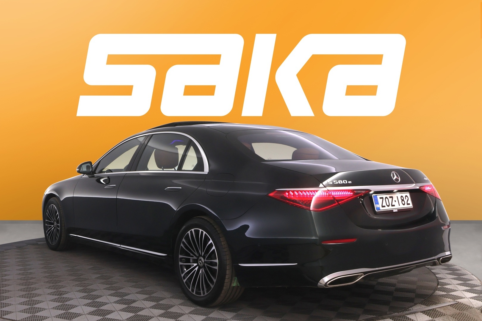 MERCEDES-BENZ S 2022