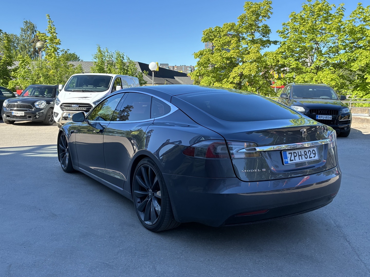 TESLA Model S 2017