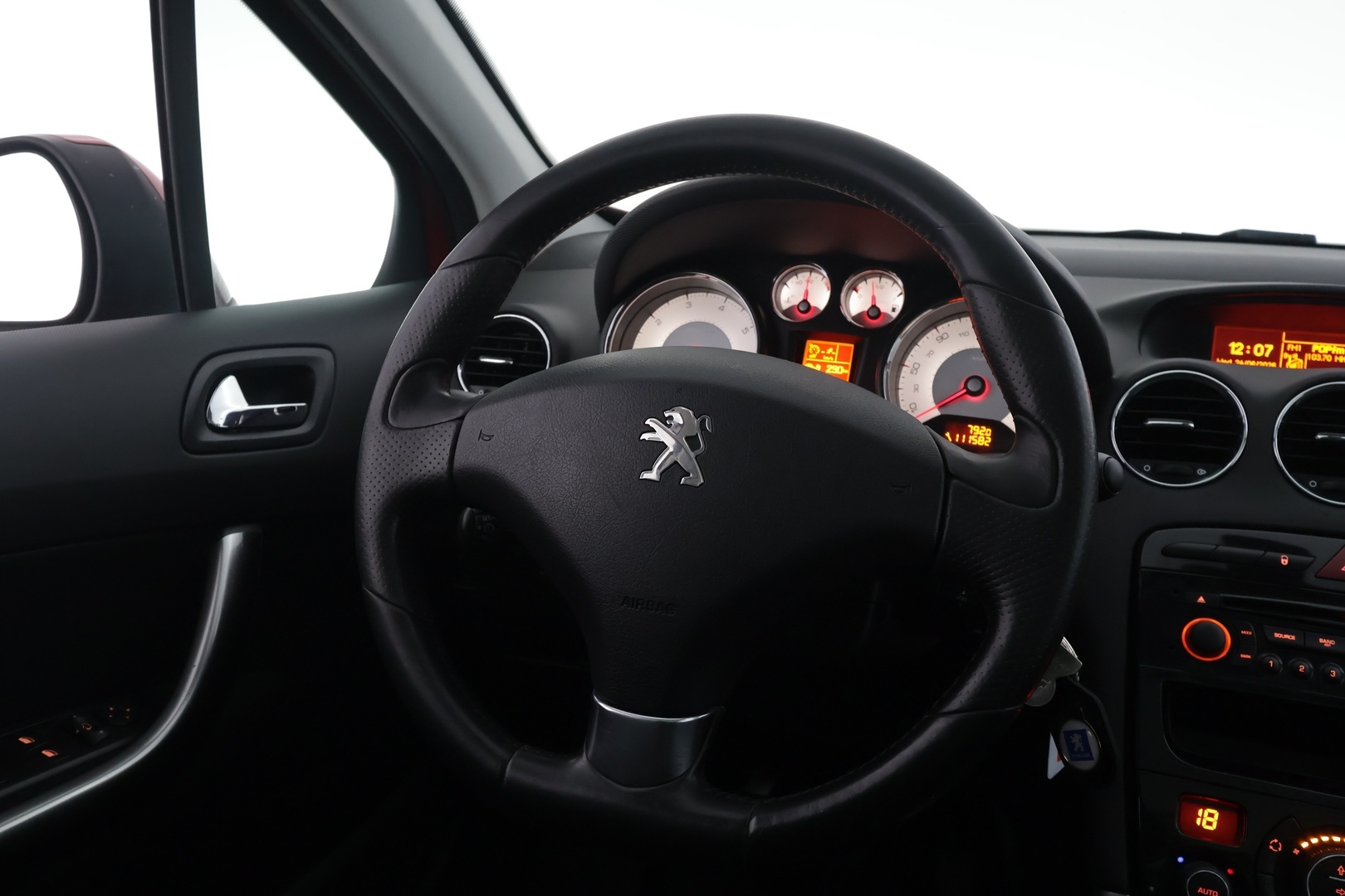 PEUGEOT 308 2012
