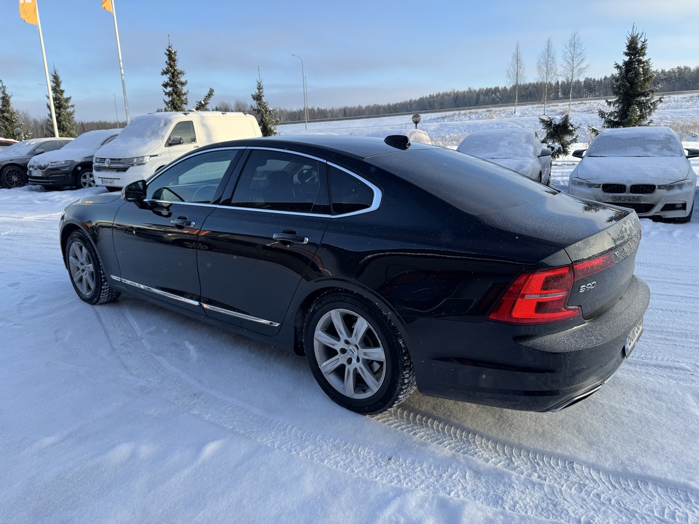 VOLVO S90 2017