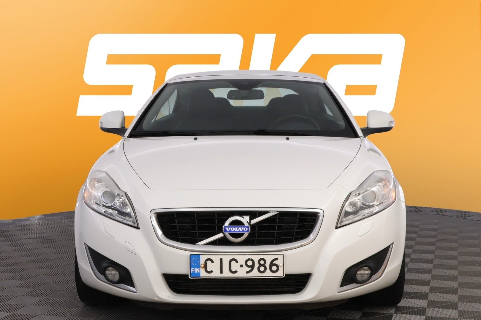 VOLVO C70 2012