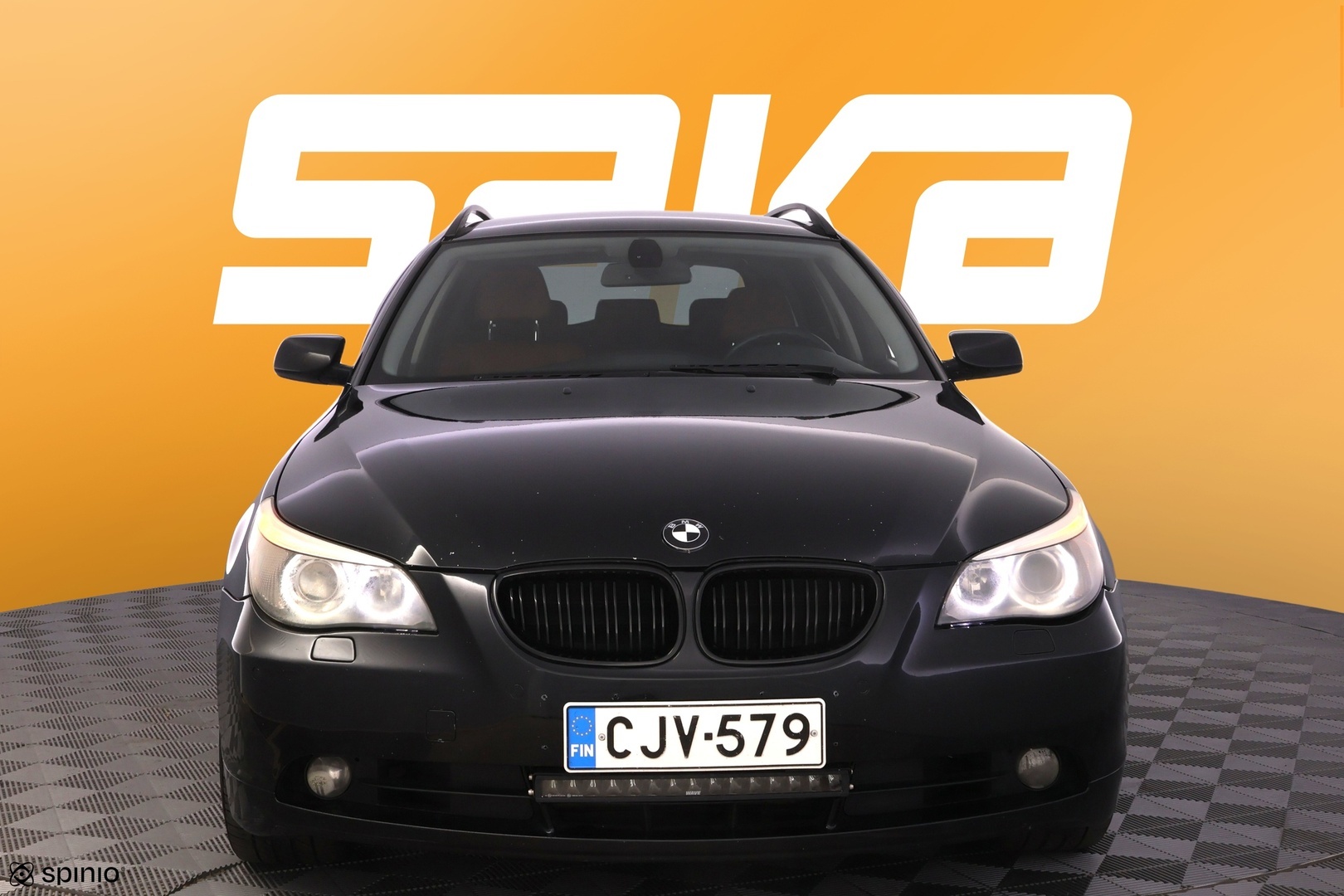 BMW 525 2004