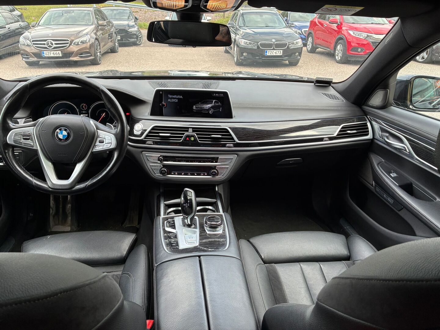 BMW 740 2016