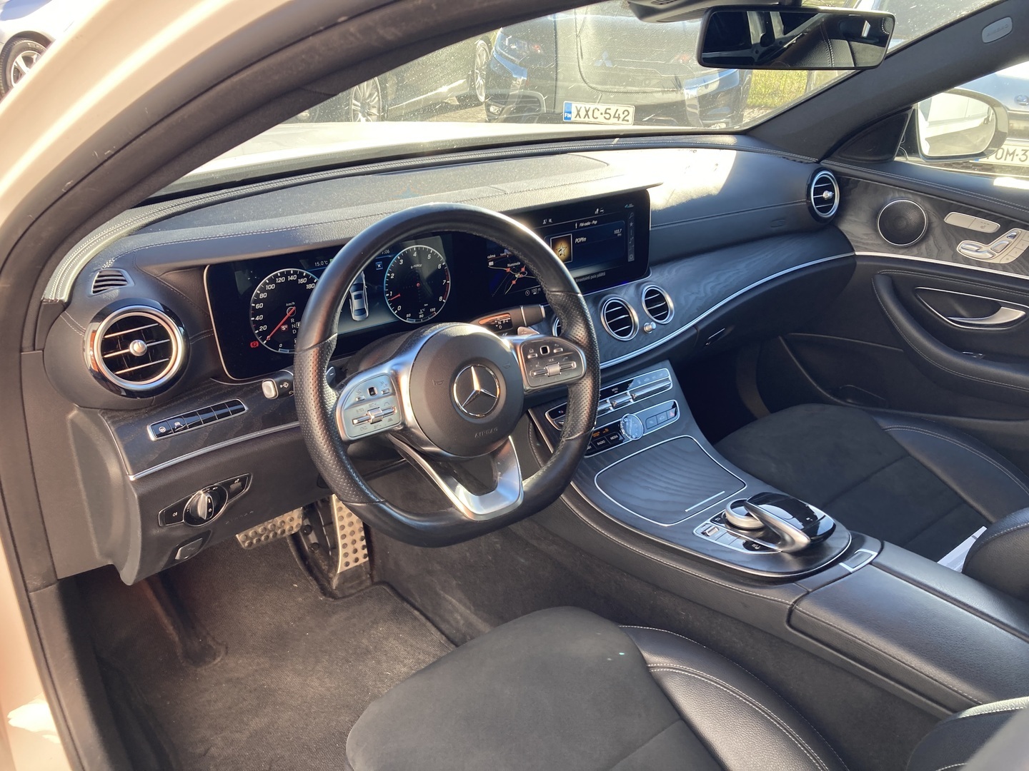 MERCEDES-BENZ E 2019