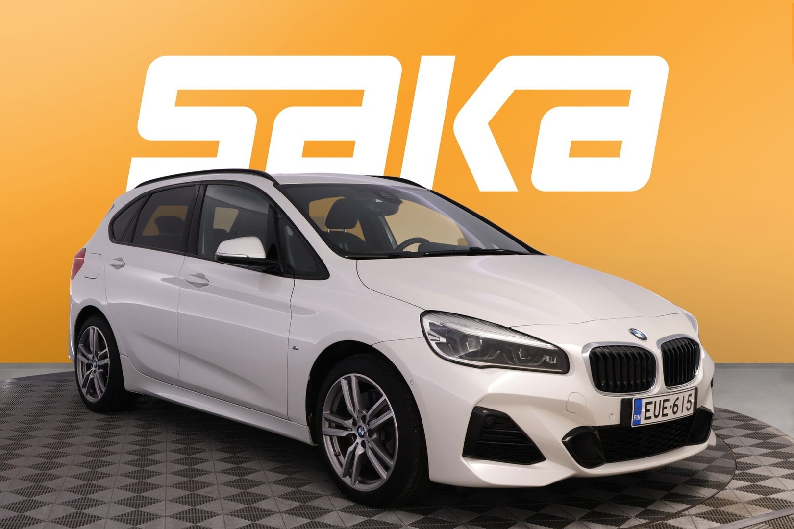 BMW 225 2019