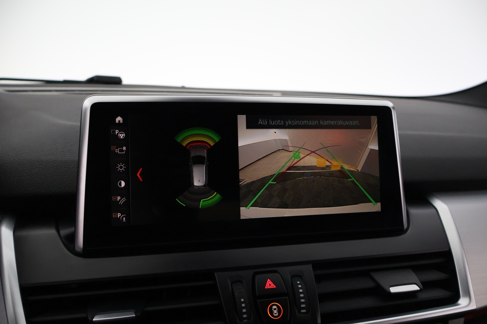 BMW 225 2019