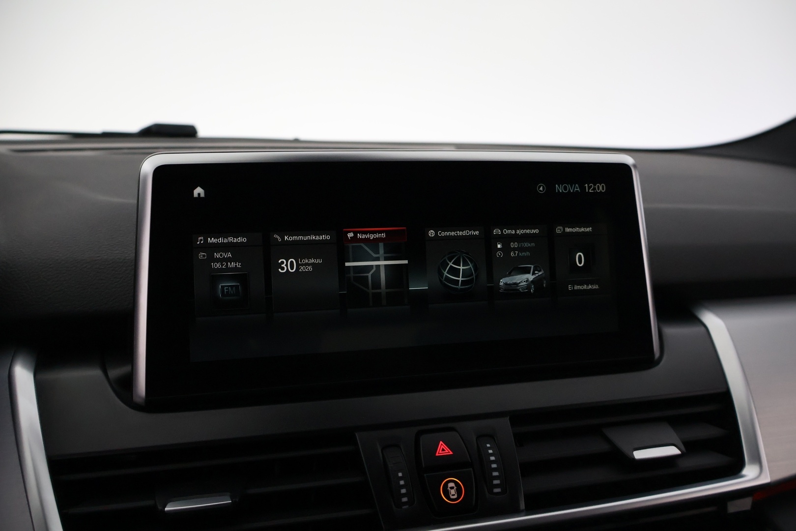 BMW 225 2019