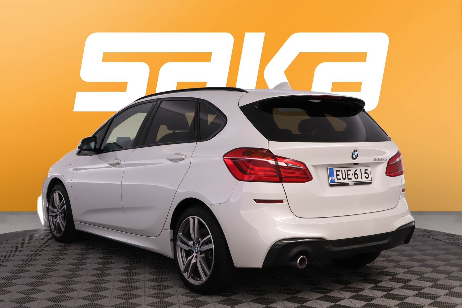 BMW 225 2019