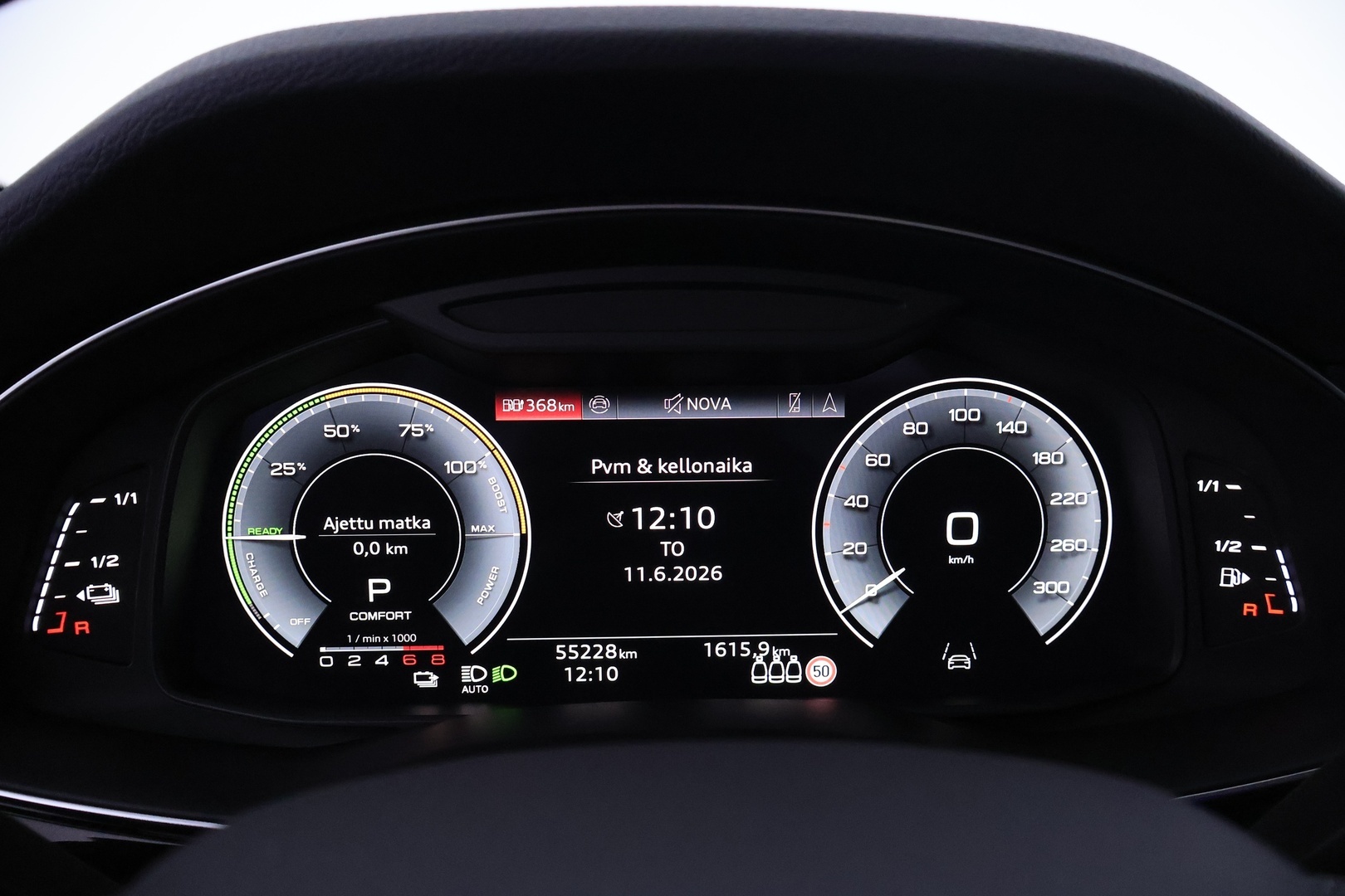 AUDI Q7 2025