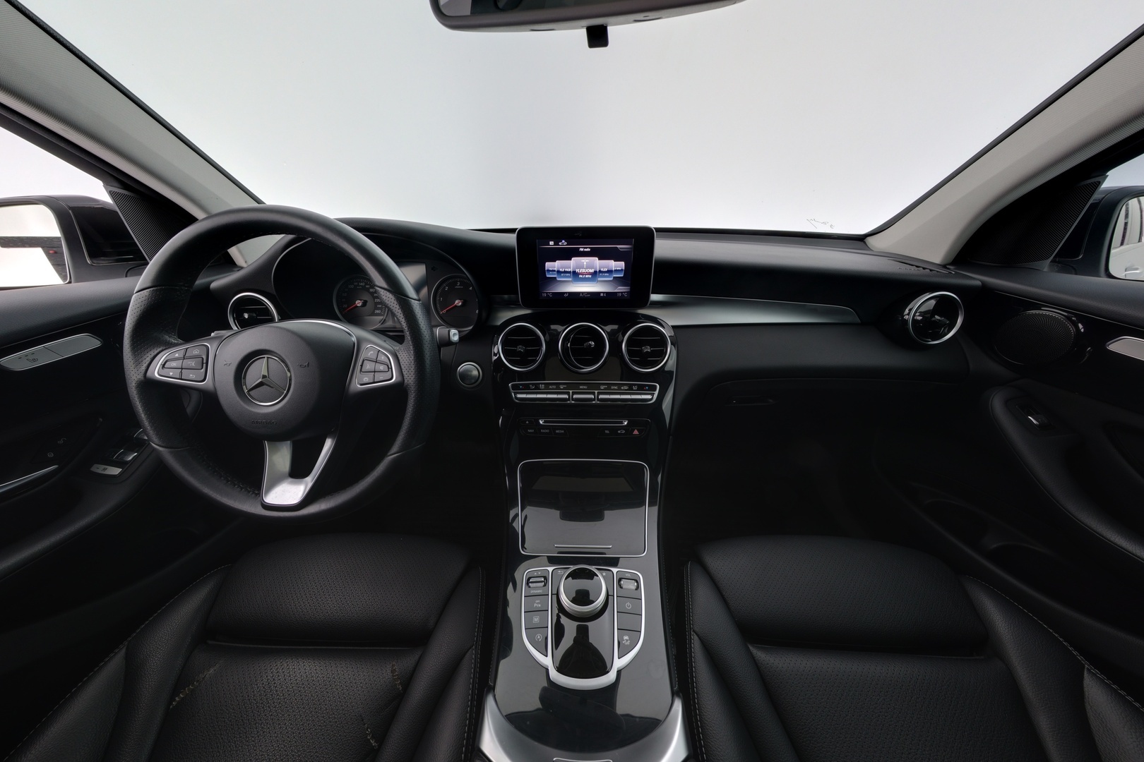 MERCEDES-BENZ GLC 2017