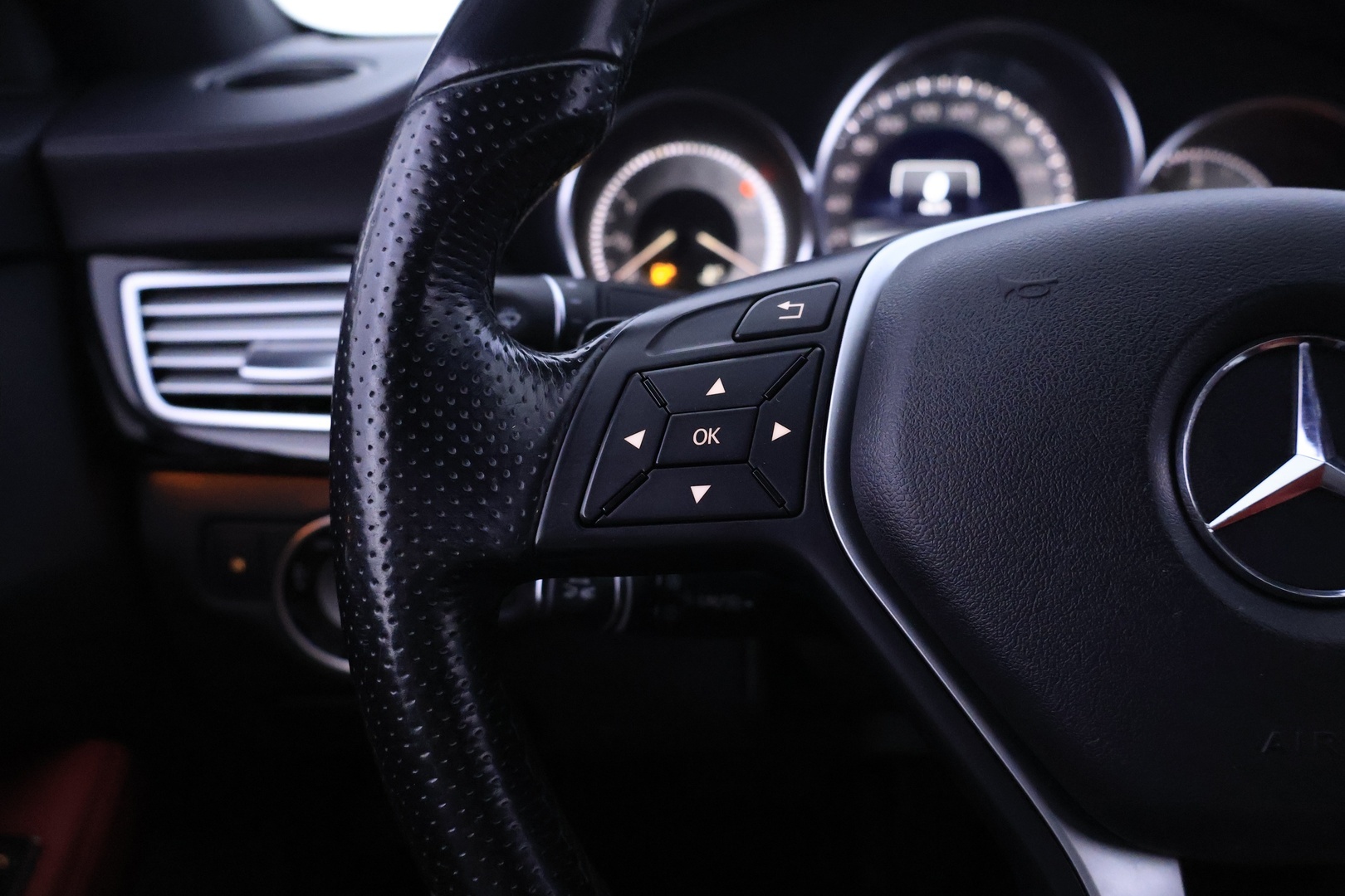 MERCEDES-BENZ CLS 2012
