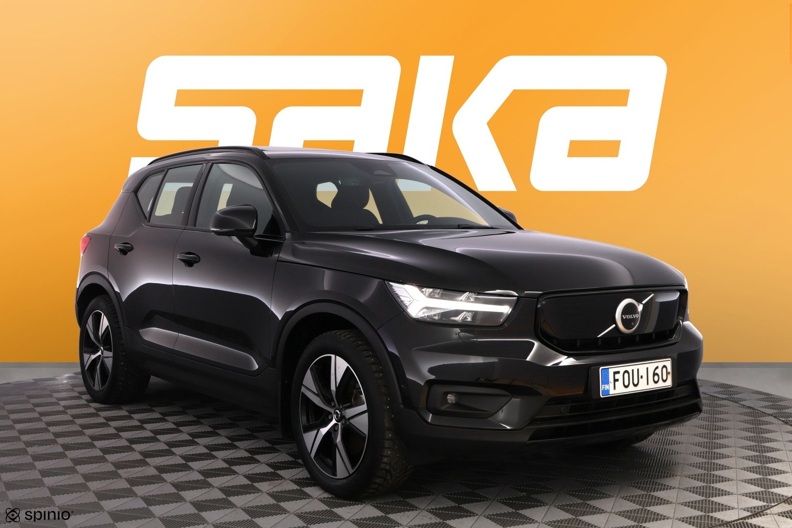 VOLVO XC40 2022